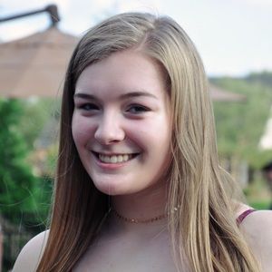 Meet your Posher, Carlie